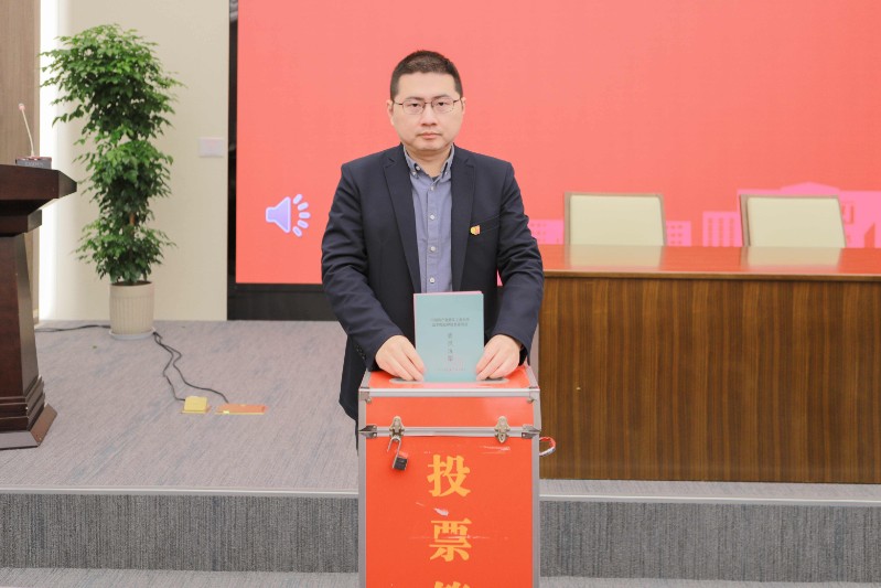 1765757684218051881.jpg 1765757684218051881.jpg